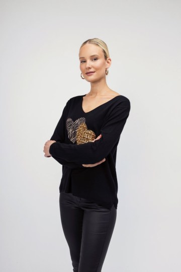 Πουλόβερ- Μπλούζα μαύρη με στάμπα καρδιά - 