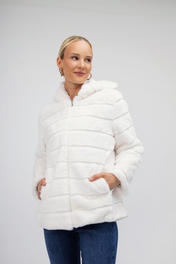 Πανωφόρι κοντό λευκό με γιακά από οικολογική γούνα 