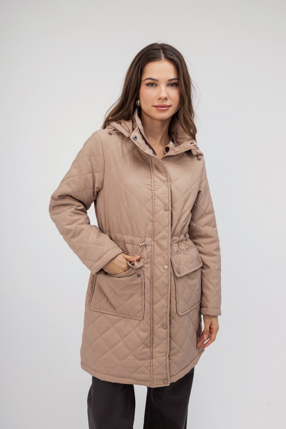 Μπουφάν μπεζ με φερμουάρ και κουκούλα