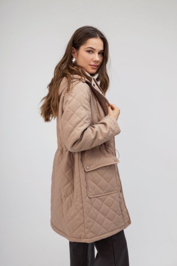 Μπουφάν μπεζ με φερμουάρ και κουκούλα - 