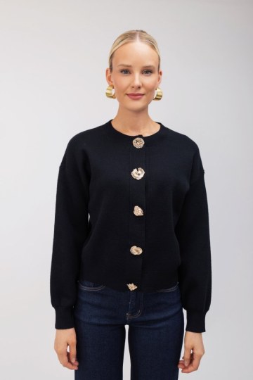 Ζακέτα-Πουλόβερ μαύρη με χρυσά κουμπιά - 