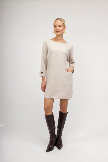 Φόρεμα mini μπεζ μονόχρωμο με χρυσές λεπτομέρειες