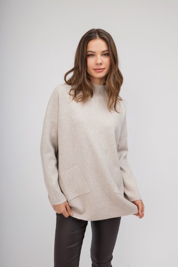 Πουλόβερ μπεζ με τσέπες