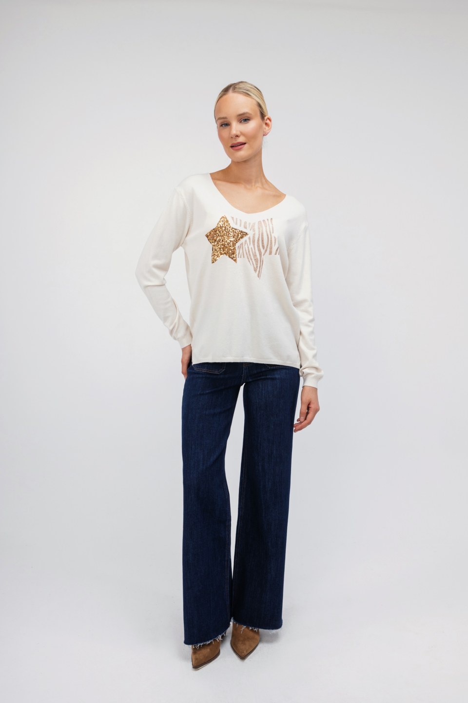 Μπλούζα  εκρού με σχέδιο αστέρι