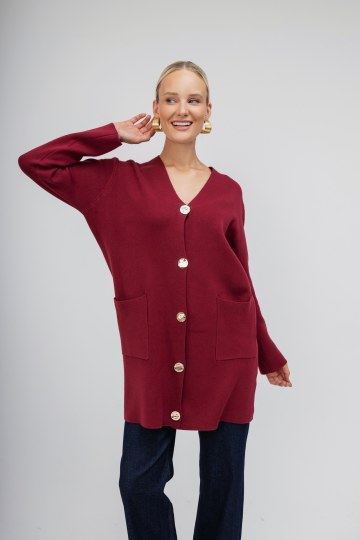 Πουλόβερ-Ζακέτα μπορντό με χρυσά κουμπιά 