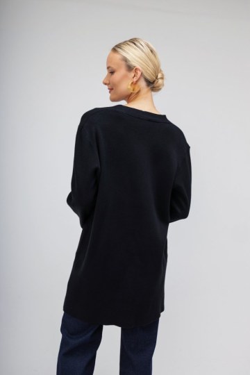 Πουλόβερ-Ζακέτα μαύρη με χρυσά κουμπιά  - 