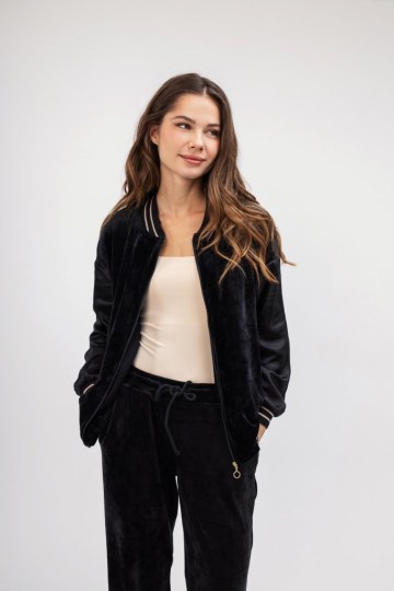 Παντελόνι μαύρο βελουτέ με τσέπες - 