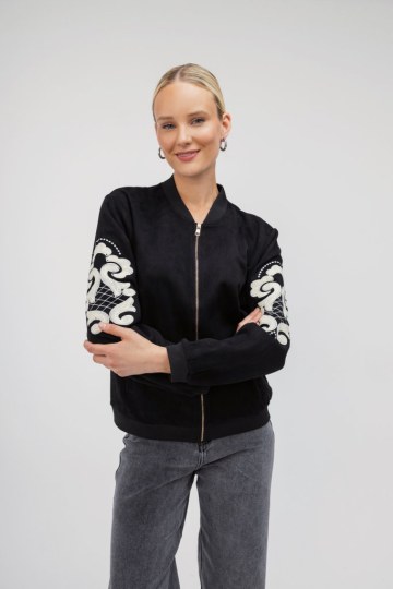 Μπουφάν μαύρο κοντό με λαχούρια  - 