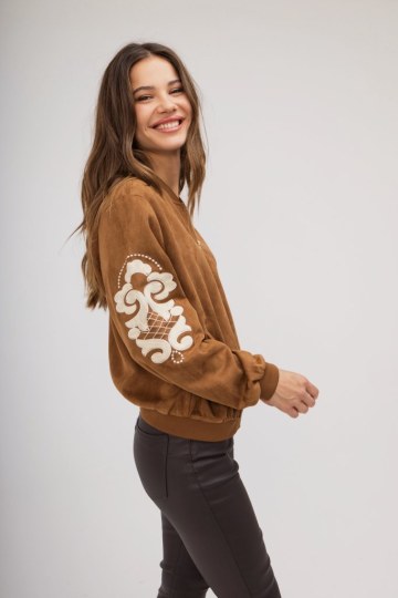 Μπουφάν κάμελ με λαχούρια - 