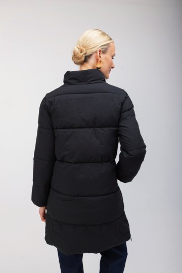 Μπουφάν μαύρο με οικολογικη γούνα εσωτερικά - 