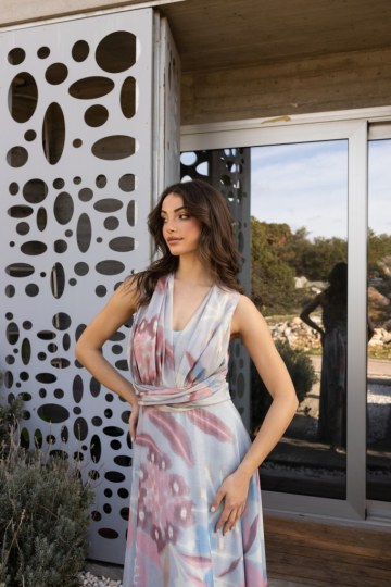 Φόρεμα με ιδιαίτερα floral σχέδια λιλά - 