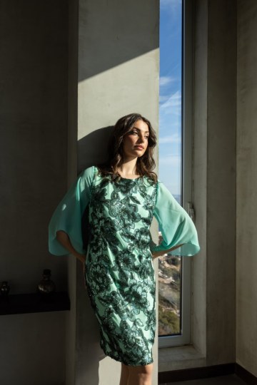 Φόρεμα midi με floral παγιέτα μέντα - 