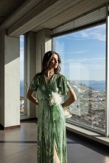  Φόρεμα από παγιέτα πράσινο - 