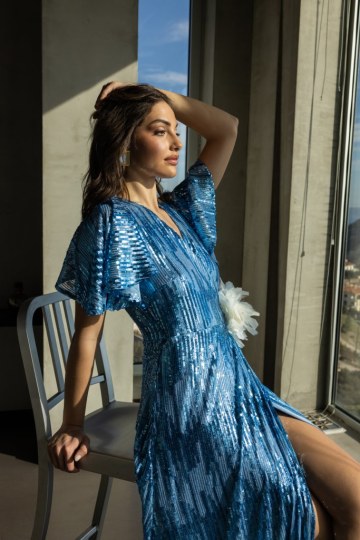 Φόρεμα από παγιέτα γαλάζιο - 