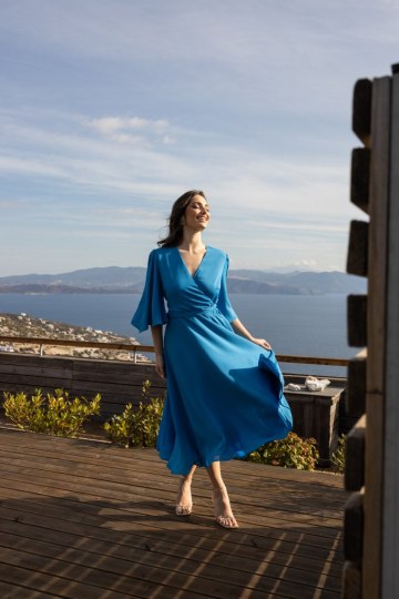 Φόρεμα κρουαζέ μονόχρωμο - 