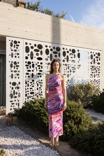 Φόρεμα ελαστικό τούλι με έναν ώμο λιλά