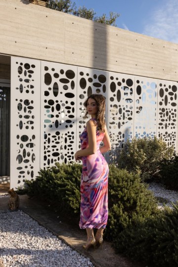 Φόρεμα ελαστικό τούλι με έναν ώμο λιλά - 