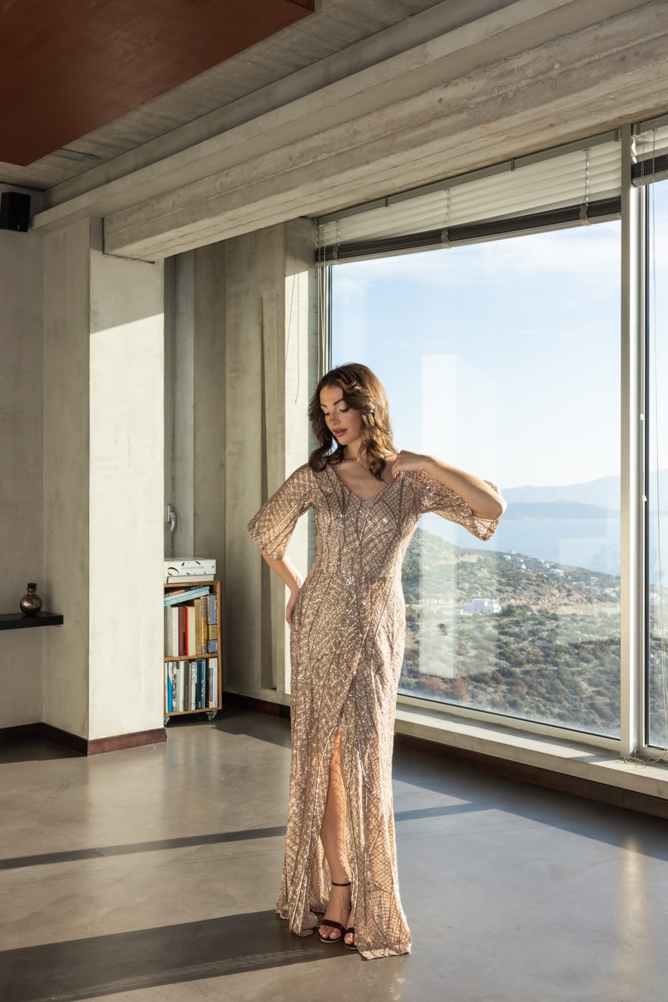 Φόρεμα με σχέδια από παγιέτα σαμπανιζέ