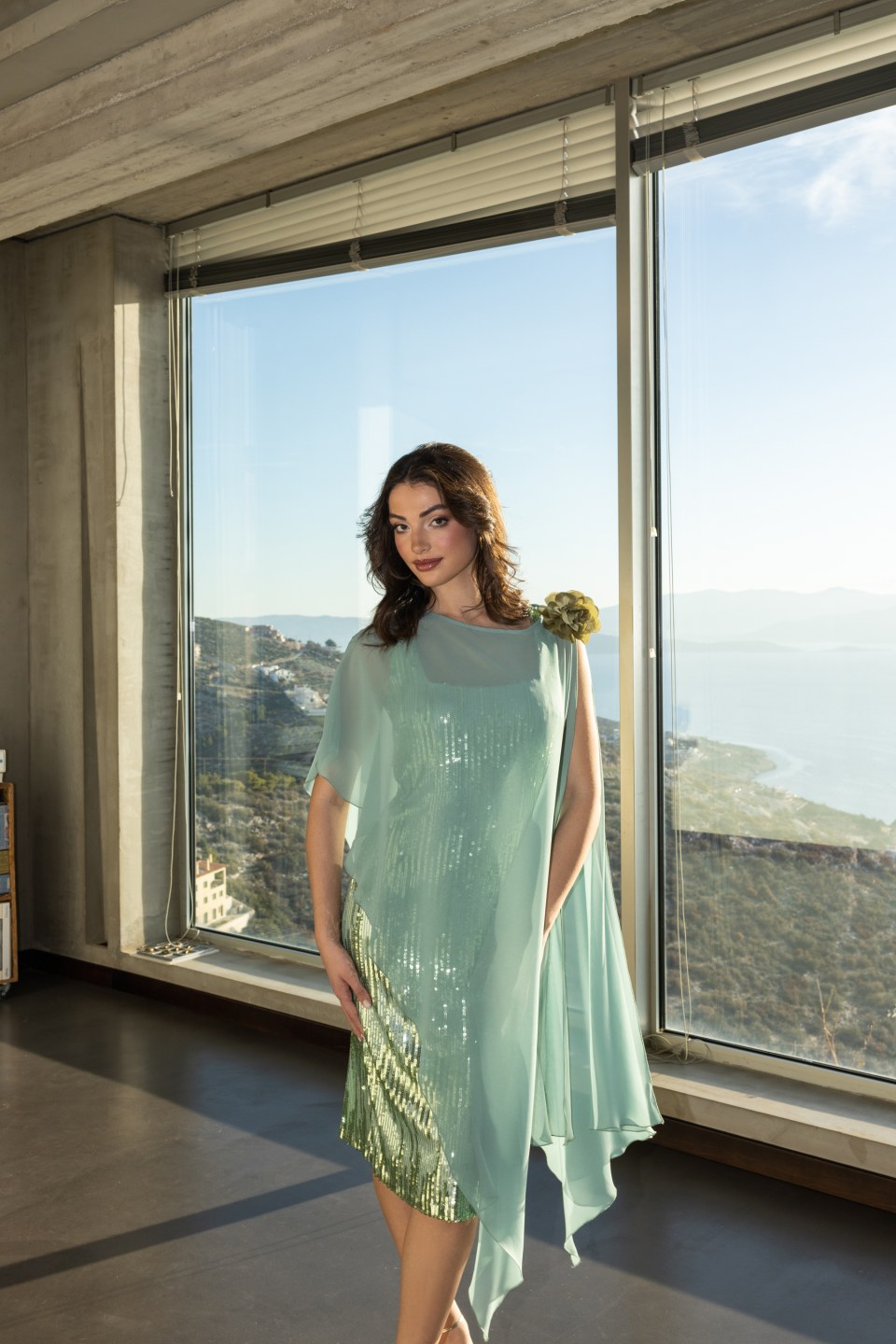 Τουνίκ με ενσωματωμένο λαδί λουλούδι μέντα