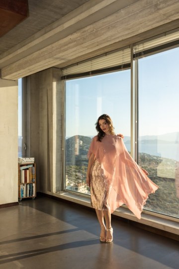 Τουνίκ με ενσωματωμένο λουλούδι ροζ - 