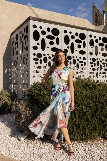 Φόρεμα αμάνικο κρουαζέ με floral μοτίβο μπεζ