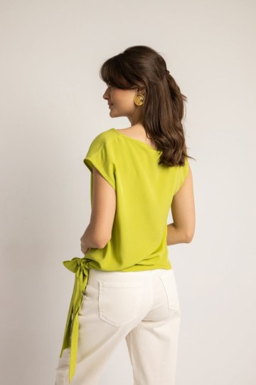 Μπλούζα αμάνικη αέρινη λαδί - 