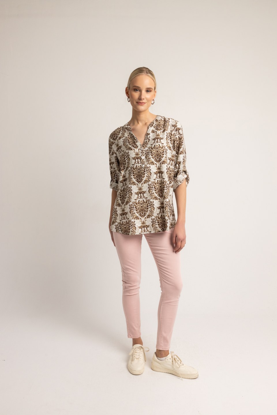 Παντελόνι τζιν σε στενή γραμμή απαλό ροζ