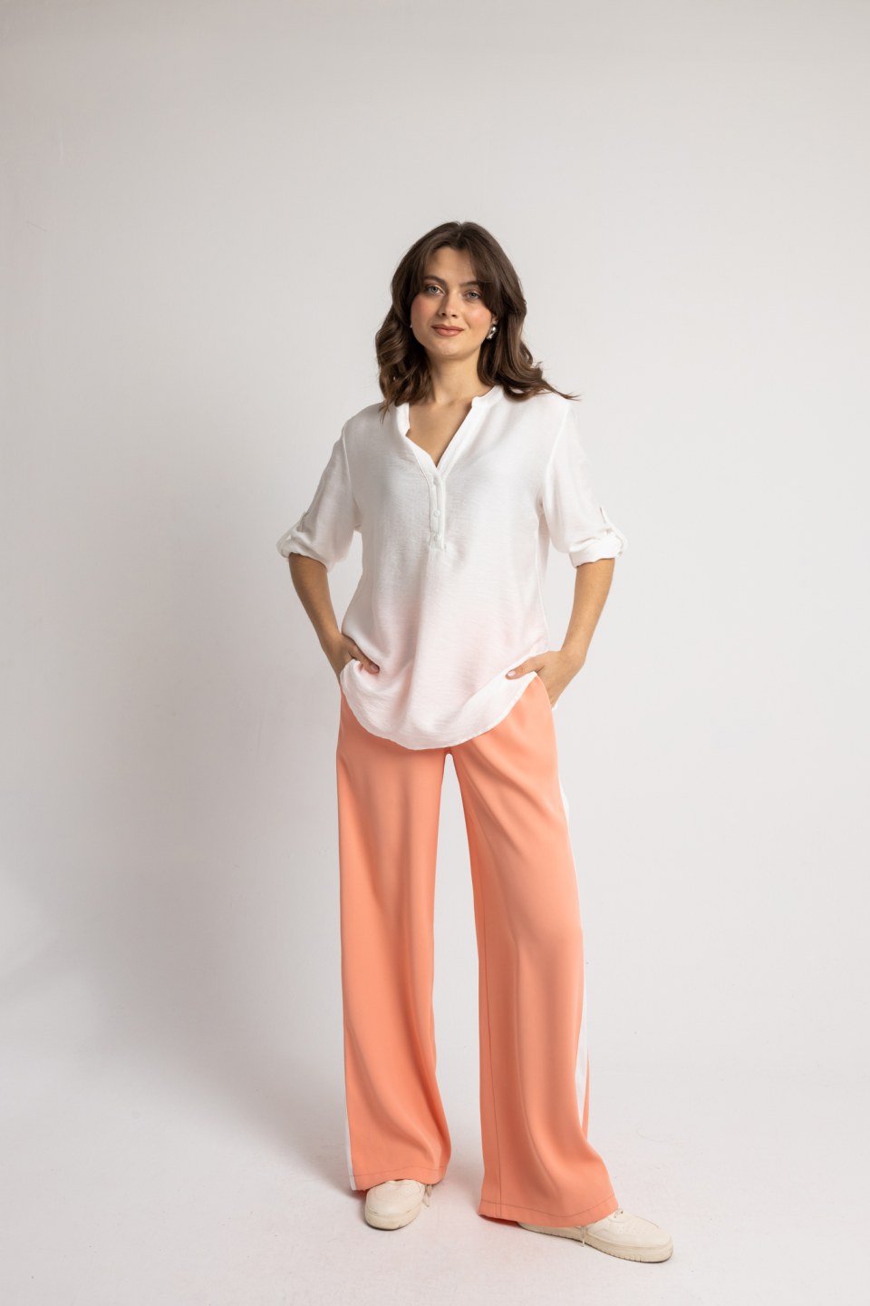Παντελόνι υφασμάτινο με ρίγα στο πλάι ροδακινί