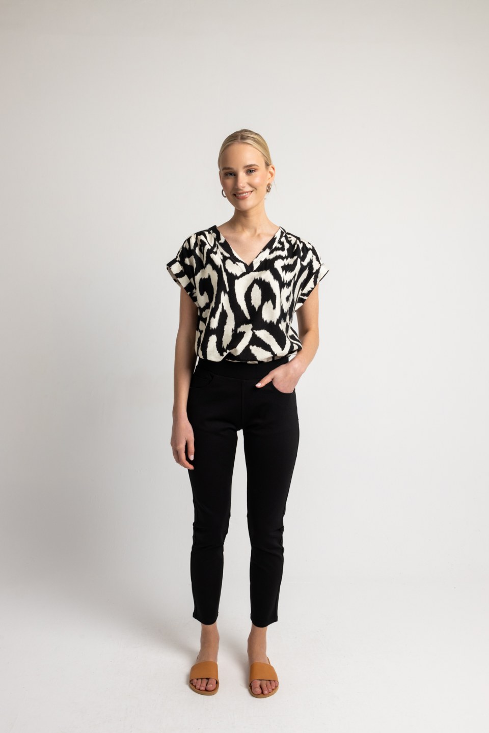 Παντελόνι pontestofa με λάστιχο στη μέση μαύρο