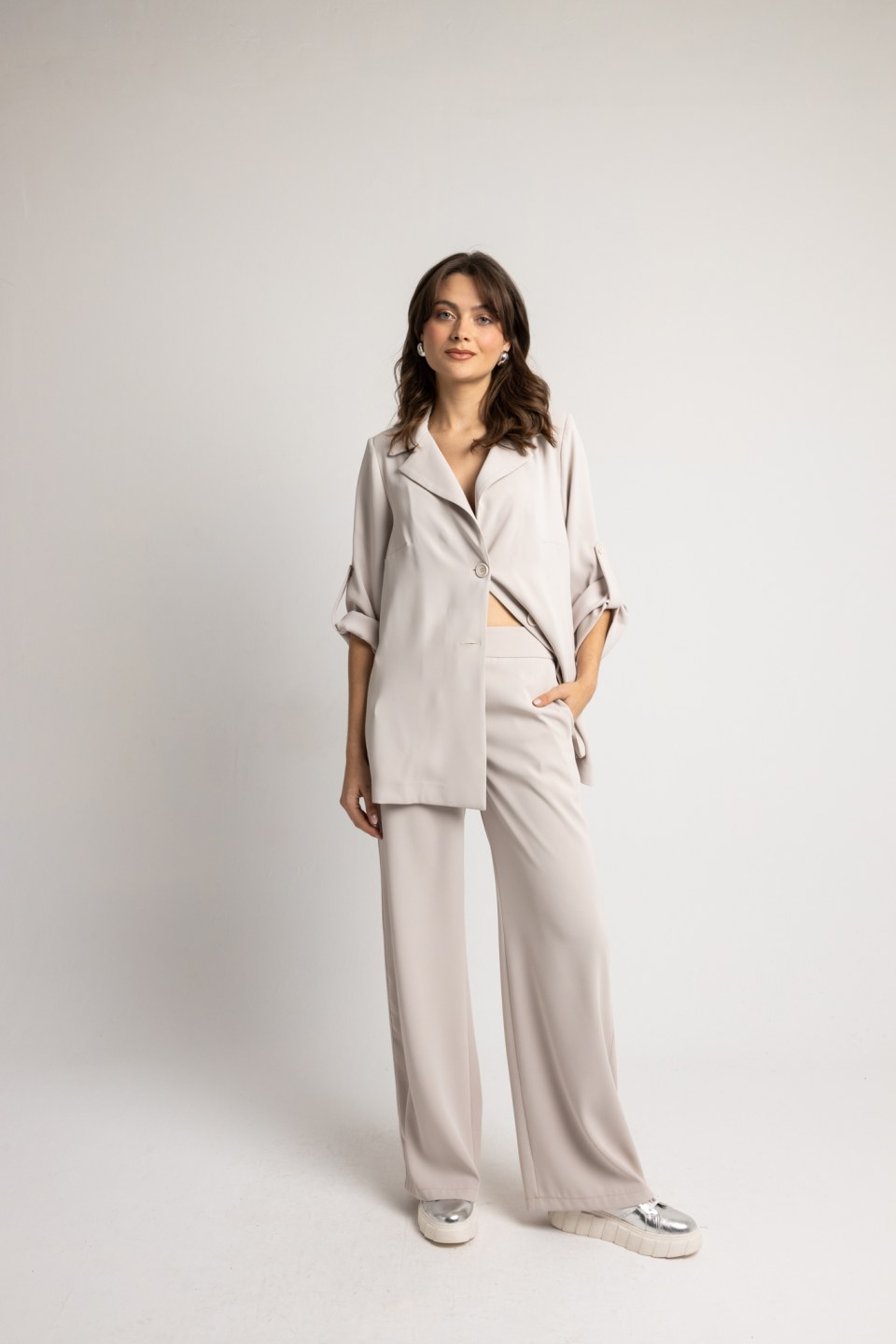 Παντελόνι υφασμάτινο με ρίγα στο πλάι εκρού