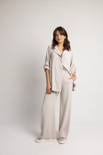 Σακάκι με δύο μπροστινά κουμπιά εκρού