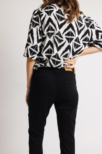 Παντελόνι τζιν σε στενή γραμμή μαύρο - 