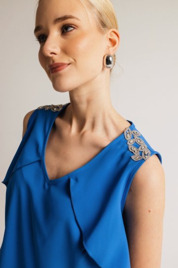 Μπλούζα αμάνικη με ασημένιες λεπτομέρειες στους ώμους ρουά - 