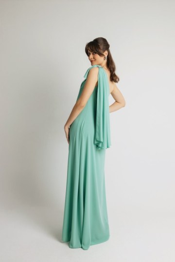 Φόρεμα μονόχρωμο με φουλάρι και στρας στον ώμο μέντα - 