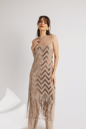 Σετ αμάνικο με ιδιαίτερες λεπτομέρειες και κρόσσια μπεζ - 