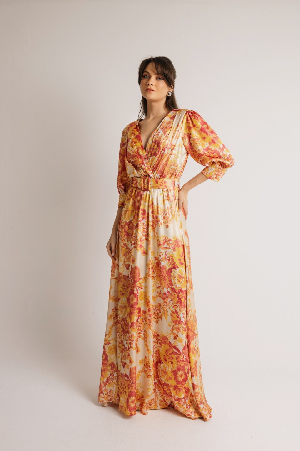 Φόρεμα κρουαζέ με μανίκι και ζώνη εμπριμέ ροδακινί