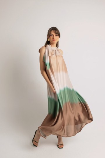 Φόρεμα αμάνικο αέρινο καφέ - 