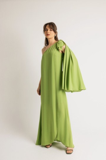 Φόρεμα μονόχρωμο με φουλάρι και στρας στον ώμο λαχανί - 