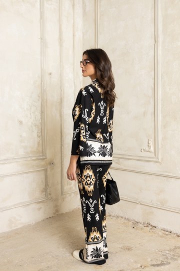 Σετ ασπρόμαυρο με ιδιαίτερες κροκί λεπτομέρειες - 