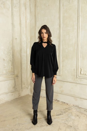 Παντελόνι γραφείου σε ίσια γραμμή γκρι