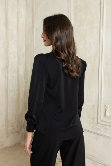 Πουκαμίσα με βολάν στο λαιμό μαύρη - 