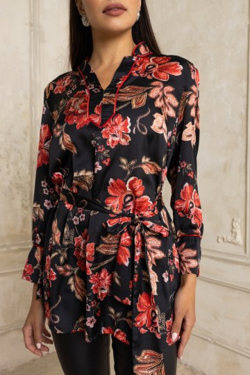 Πουκαμίσα με ζώνη στη μέση εμπριμέ κόκκινη - 