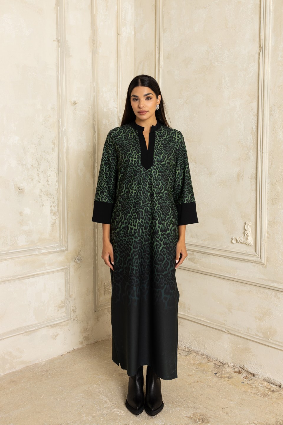 Φόρεμα  τύπου καφτάνι με μάο γιακά λεοπάρ πράσινο