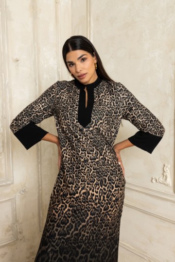 Φόρεμα  τύπου καφτάνι με μάο γιακά λεοπάρ μπεζ - 