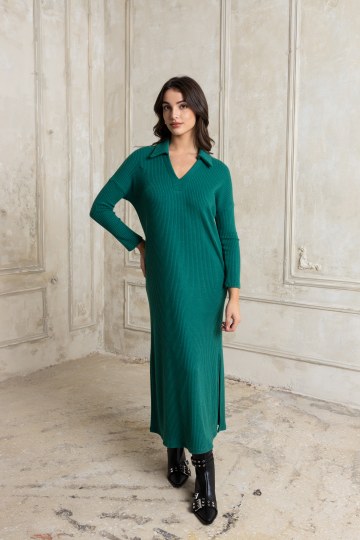  Φόρεμα πλεκτό με γιακά και σκισίματα πράσινο