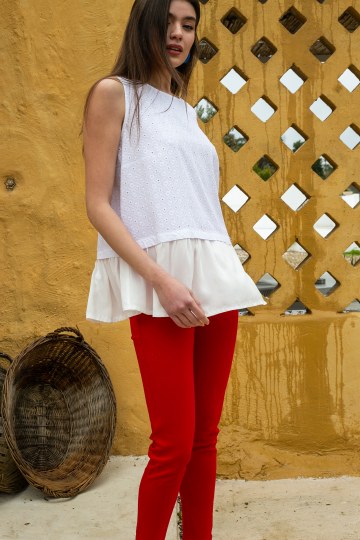 Παντελόνι τζιν ελαστικό σε στενή γραμμή κόκκινο - 