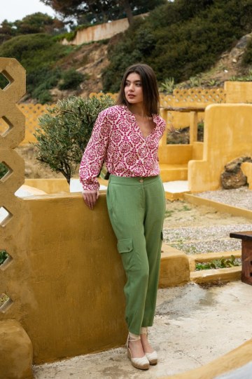  Παντελόνι λινό τύπου cargo χακί