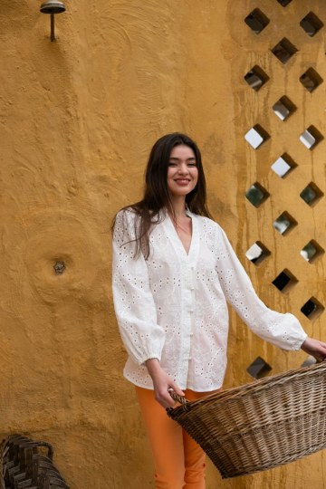 Πουκάμισο κιπούρ με κουμπιά πέρλες εκρού - 