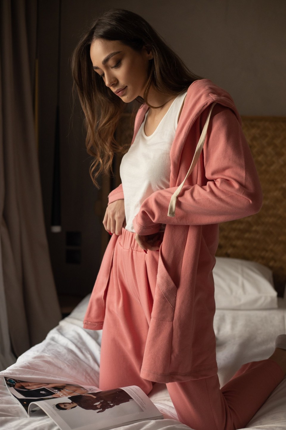 Ζακέτα φούτερ με κουκούλα και κορδόνια σάπιο μήλο