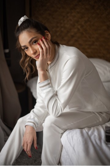 Μπλούζα φούτερ με φερμουάρ λευκή - 